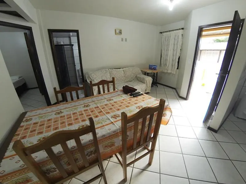 Apartamentos Tijolinhos Quadra Mar Bombas-1