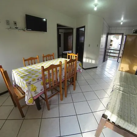 Apartamentos Tijolinhos Quadra Mar Bombas-3